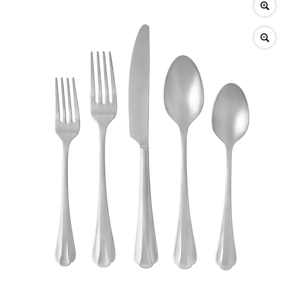 Pioneer Woman Colette Flatware Silverware Set Service for 4 Stainless Steel New
